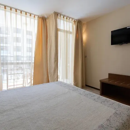 Apartament ❤2bedroom Aprtmnt W Kitchen,pool View,washer❤ae❤ Sunny Beach
